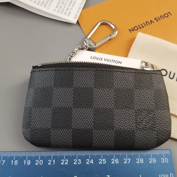 LOUIS VUITTON Key pouch cleft Graphite print/ BRAND NEW - Picture 12 of 16